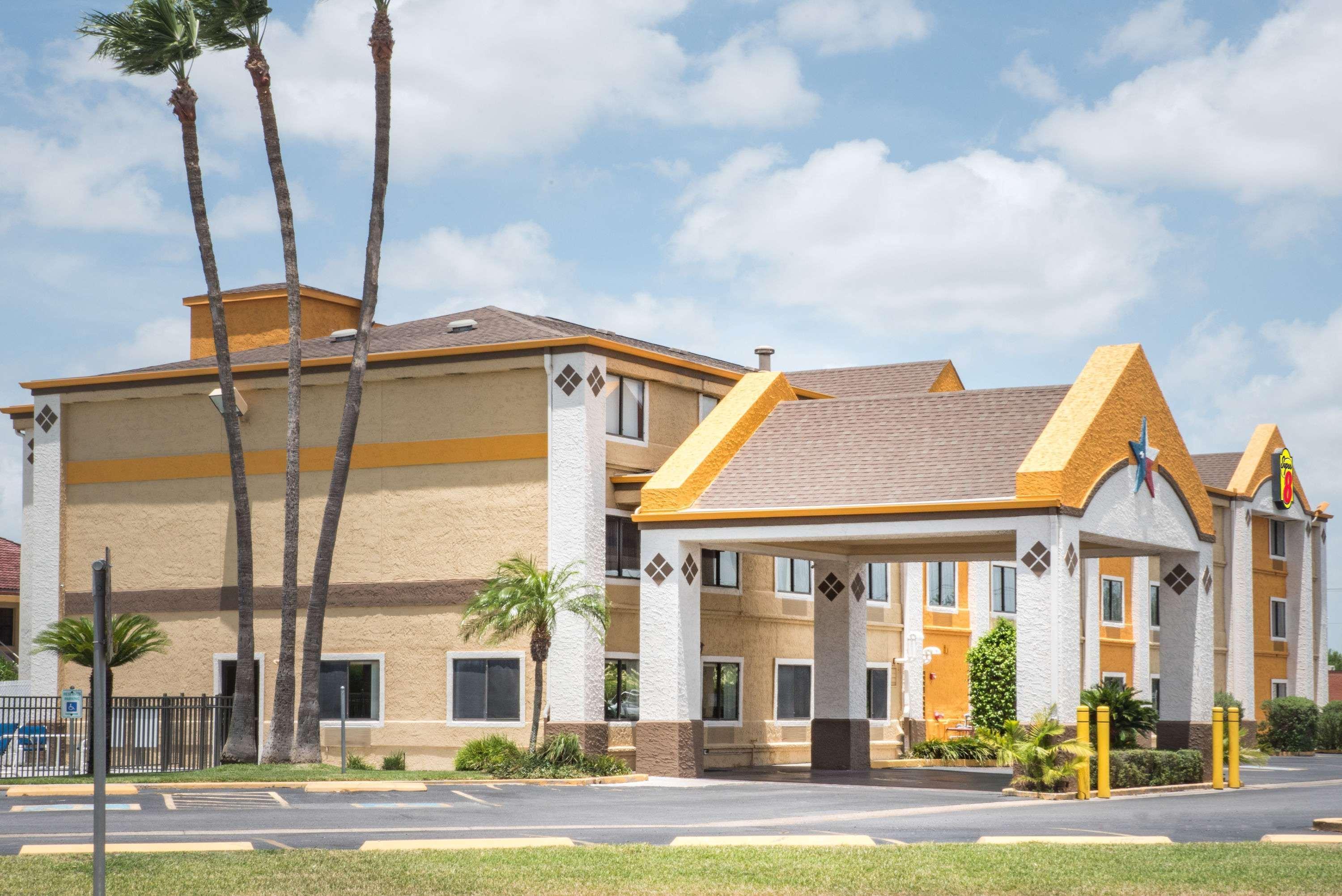 Super 8 by Wyndham Harlingen TX Hotell Eksteriør bilde